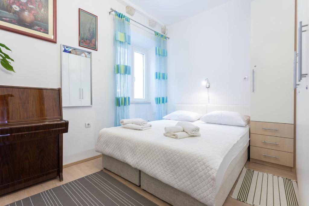 Apartman Lara Apartment Дубровник Екстериор снимка