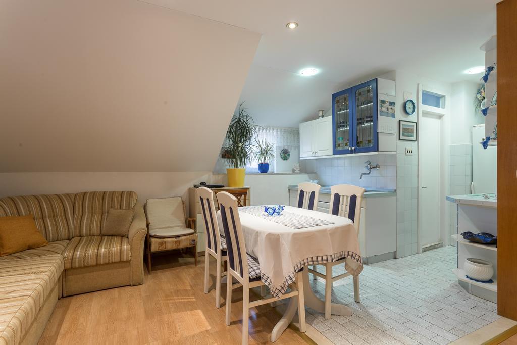 Apartman Lara Apartment Дубровник Екстериор снимка